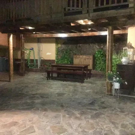 La Casa De Madera * Κανδελάρια