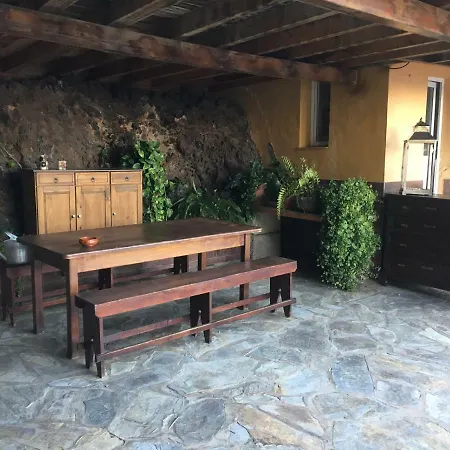 La Casa De Madera * Κανδελάρια